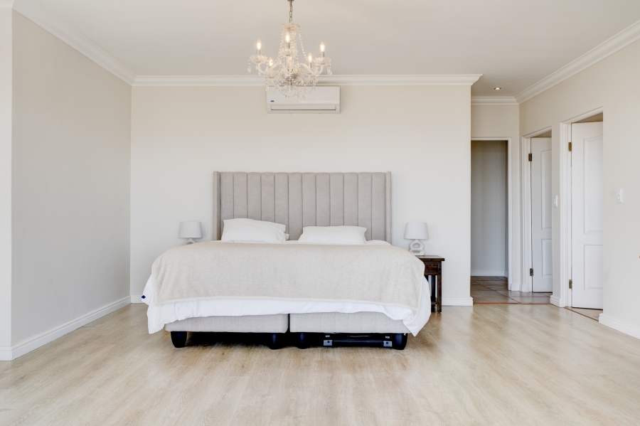 4 Bedroom Property for Sale in Myburgh Park Western Cape